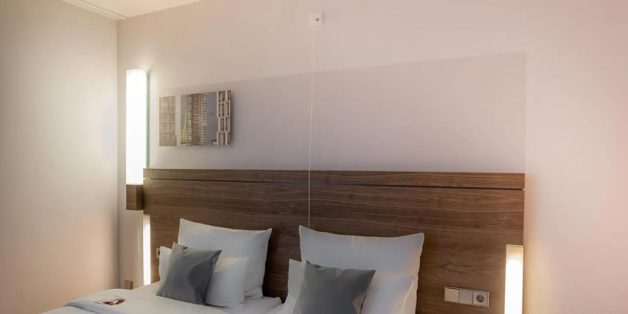 Hotel Stadtpalais Köln 4*,